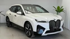Branco Usado 2023 BMW iX SUV | € 53.990 (Preço justo)