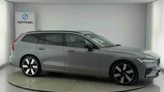 Cinzento Usado 2024 Volvo V60 Carrinha | € 46.300 (Preço justo)