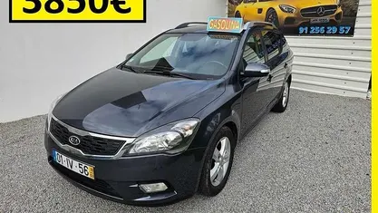 Usado Kia Ceed Sportswagon 109 HP (80 kW) 2010 Cinzento Carrinha