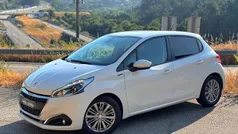 Usado 2018 Peugeot 208 Signature Sky Citadino | € 11.750 (Preço justo)