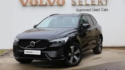 Usado Volvo XC60 Plus 350 HP (257 kW) 2023 Onyx black SUV