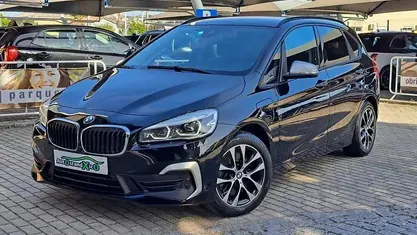 Preto Usado 2020 BMW 225 Active Tourer iPerformance Monovolume | € 21.990 (Preço justo)