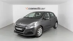 Cinza Usado 2018 Peugeot 208 Active Citadino | € 9.980 (Bom preço)