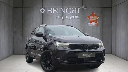 Usado Opel Grandland X GS Line 130 HP (95 kW) 2023 Preto SUV