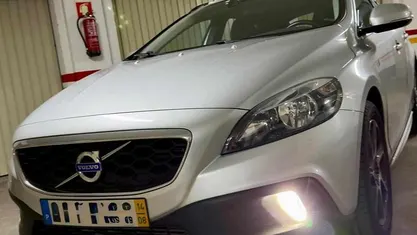 Usado Volvo V40 114 HP (83 kW) 2014 Citadino