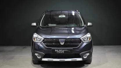 Preto Usado 2022 Dacia Lodgy Monovolume | € 16.950 (Preço justo)