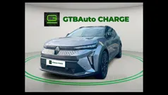 Cinzento Usado 2024 Renault Scénic Monovolume | € 44.900