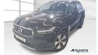 Preto Usado 2020 Volvo XC40 Momentum SUV | € 28.600 (Preço justo)