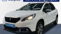 Branco Usado 2018 Peugeot 2008 Style SUV | € 12.100 (Preço justo)