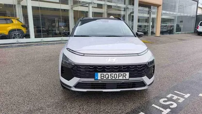 Usado 2025 Hyundai Bayon Premium SUV | € 21.990 (Bom preço)