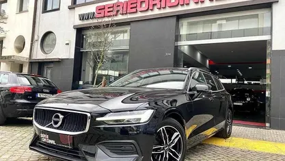 Preto Usado 2019 Volvo V60 Carrinha | € 21.300 (Preço justo)