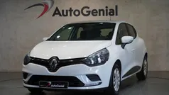 Branco Usado 2017 Renault Clio IV Zen | € 10.990 (Preço justo)