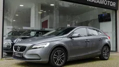Usado 2019 Volvo V40 Momentum | € 17.750 (Preço justo)