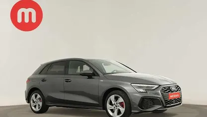 Cinzento Usado 2024 Audi A3 Sportback e-tron S-Line Citadino | € 35.699 (Super Preço)