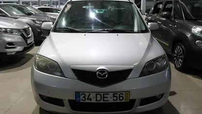 Usado Toyota Yaris 65 HP (47 kW) 2003