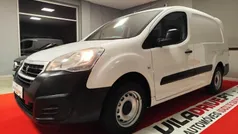 Branco Usado 2018 Peugeot Partner Premium Monovolume | € 10.980 (Preço justo)