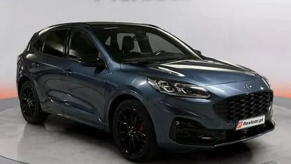 Azul Usado 2023 Ford Kuga ST-Line X SUV | € 19.390 (Preço justo)