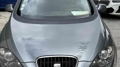 Usado Seat Altea 105 HP (77 kW) 2012 Cinzento Carrinha