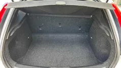 Branco Usado 2018 Volvo V40 CC Carrinha | € 16.300 (Preço justo)