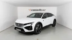 Branco Usado 2024 Peugeot 408 GT-line Sedan | € 35.980 (Preço justo)
