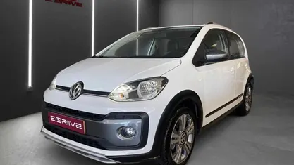 Branco Usado 2018 VW up! Citadino | € 12.980 (Preço justo)