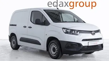 Usado 2020 Toyota Proace Comfort Monovolume | € 13.040 (Preço justo)