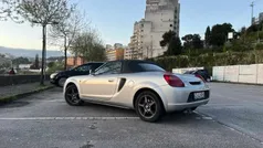 Cinzento Usado 2001 Toyota MR2 Cabrios | € 19.900