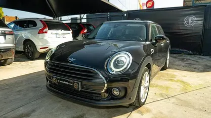 Usado Mini Clubman 102 HP (75 kW) 2020 Preto Carrinha
