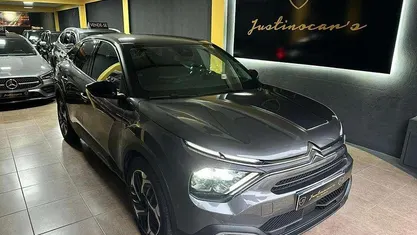 Usado Citroën C4 131 HP (96 kW) 2022