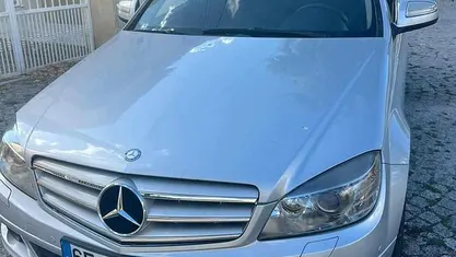 Usado Mercedes C220 170 HP (125 kW) 2008 Cinzento Sedan