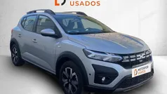 Cinzento Usado 2024 Dacia Sandero Citadino | € 17.490 (Preço justo)