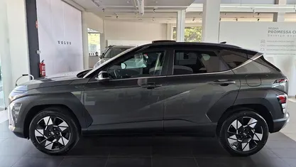 Usado 2025 Hyundai Kauai Premium SUV | € 25.900 (Preço justo)