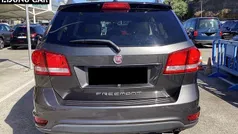 Cinza Usado 2014 Fiat Freemont Black Code SUV | € 13.750 (Preço justo)