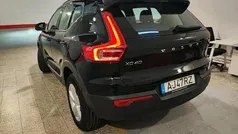 Preto Usado 2021 Volvo XC40 Momentum SUV | € 24.200 (Bom preço)
