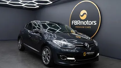Azul Usado 2014 Renault Mégane III Bose Edition | € 7.990 (Bom preço)