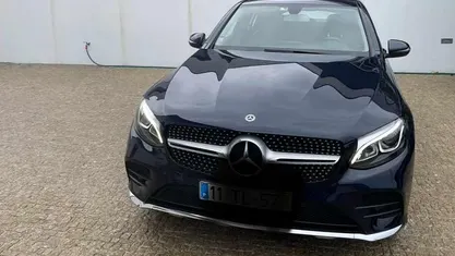 Usado Mercedes GLC250 204 HP (150 kW) 2017 Azul Citadino