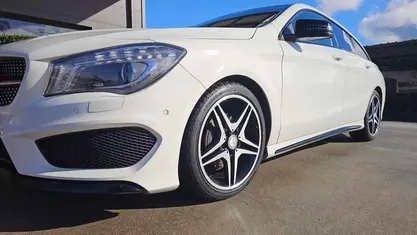 Branco Usado 2016 Mercedes CLA180 Sedan | € 20.000 (Preço justo)
