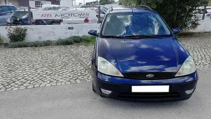 Usado Ford Focus Ghia 115 HP (84 kW) 2004 Carrinha