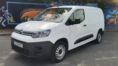 Branco Usado 2021 Citroën Berlingo Monovolume | € 12.750 (Preço justo)