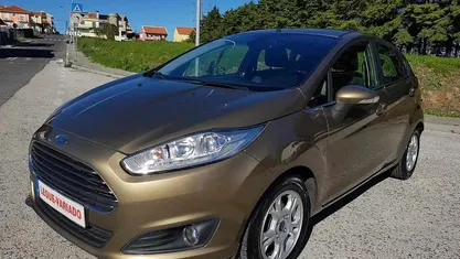 Outra Usado 2014 Ford Fiesta Citadino | € 8.650 (Preço justo)