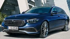 Cinzento Usado 2020 Mercedes E220 Carrinha | € 34.500