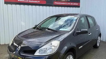 Usado Renault Clio II 75 HP (55 kW) 2008