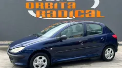 Azul Usado 2001 Peugeot 206 Citadino | € 3.750 (Preço justo)