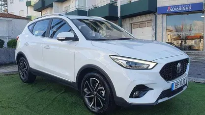 Branco Usado 2023 MG ZS SUV | € 19.950 (Preço justo)