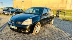 Usado 2008 Renault Clio II Citadino | € 3.000 (Super Preço)