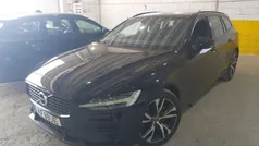 Preto Usado 2021 Volvo V60 Carrinha | € 32.000 (Preço justo)
