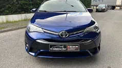 Azul Usado 2016 Toyota Avensis Luxury Carrinha | € 15.750 (Preço justo)
