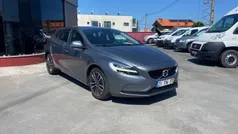 Cinza Usado 2017 Volvo V40 Kinetic Carrinha | € 12.900 (Preço justo)