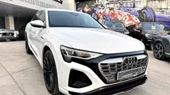 Branco Usado 2024 Audi Q8 e-tron S-Line SUV | € 59.950 (Preço justo)