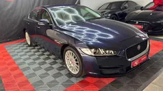 Azul Usado 2018 Jaguar XE Sedan | € 16.990 (Bom preço)